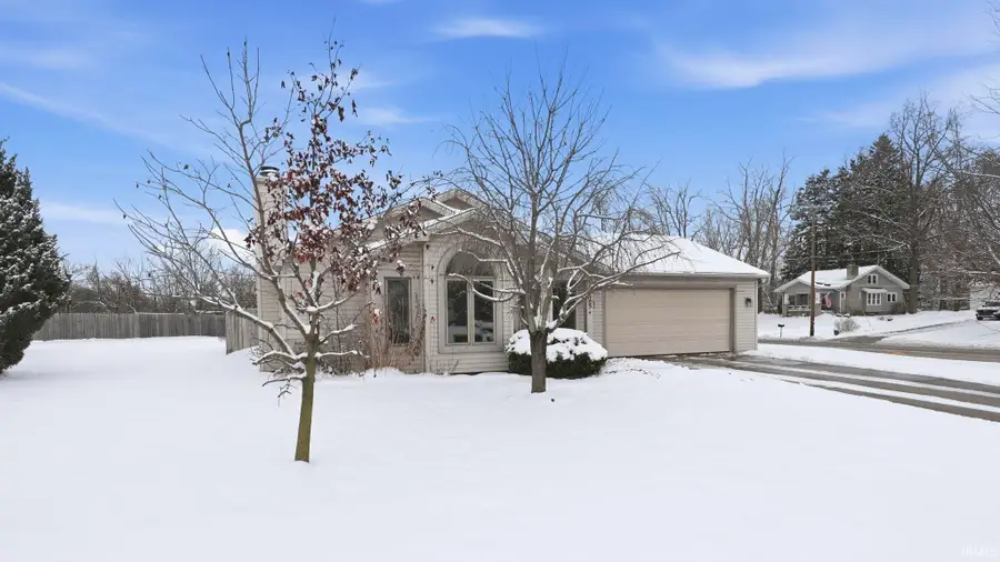 1525 Fall Creek Parkway, Fort Wayne, IN 46808 - Image #2