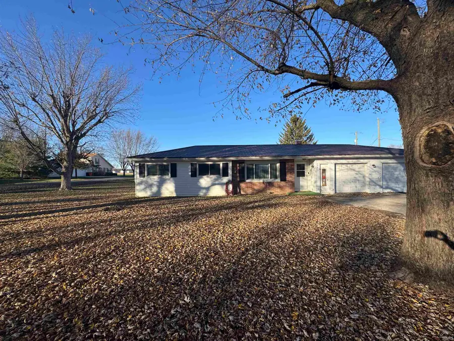 136 W Meek Drive, Bunker Hill, IN 46914 - Image #2