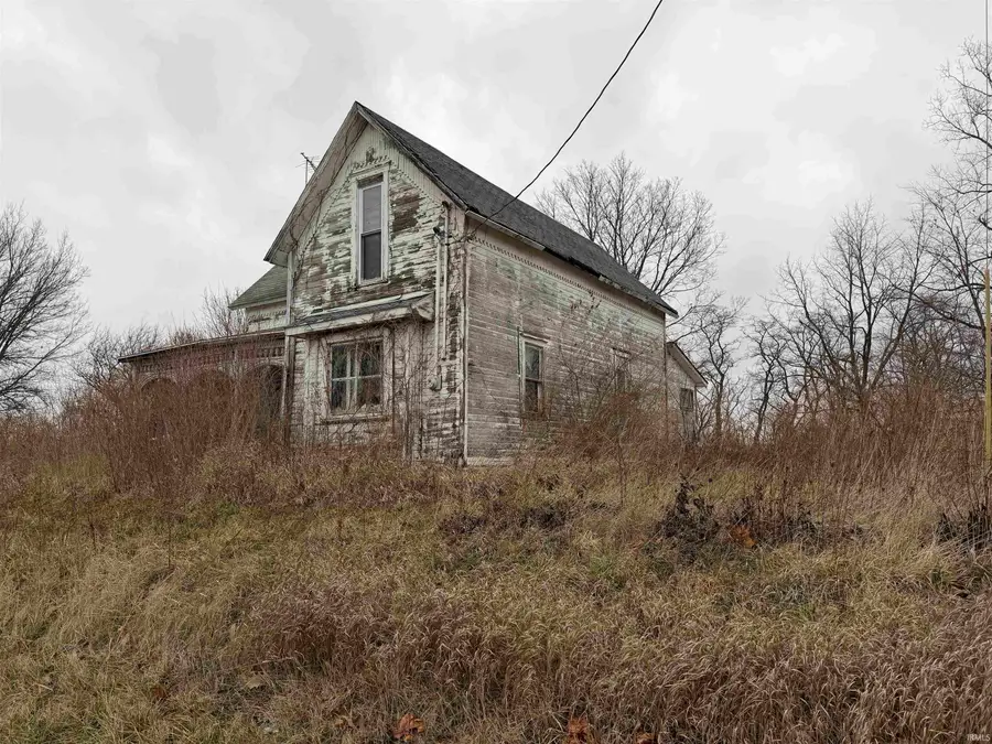 11899 S Hartford City Road, Warren, IN 46792 - Image #3