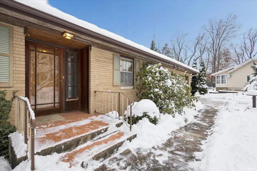 126 Country Club Drive, Laporte, IN 46350 - Image #2