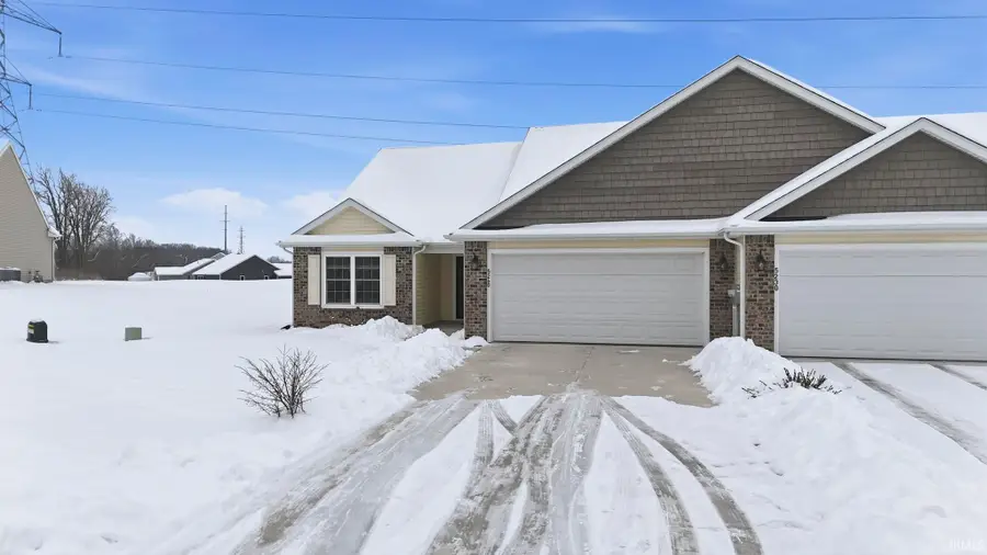5240 Pigeon Creek Court, Fort Wayne, IN 46825 - Image #2