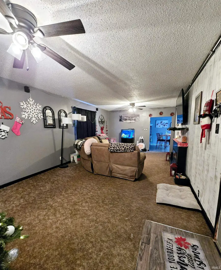 408 E Grant Street, Hartford City, IN 47348 - Image #3