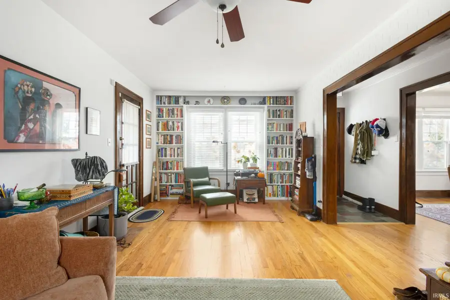 302 Walsh Street, South Bend, IN 46617 - Image #2