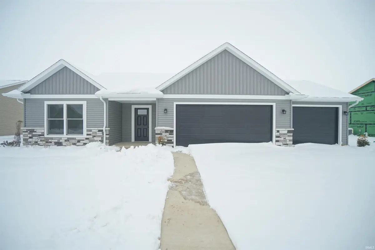 430 N Eastfield Circle, Milford, IN 46542 - Image #1