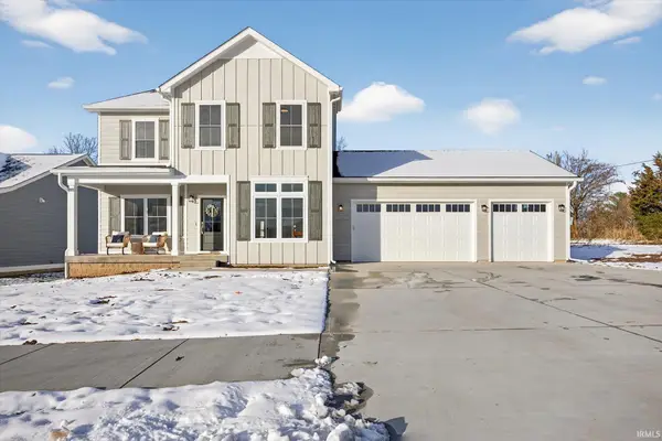 7600 W Saddle Gate Drive, Ellettsville, IN 47429