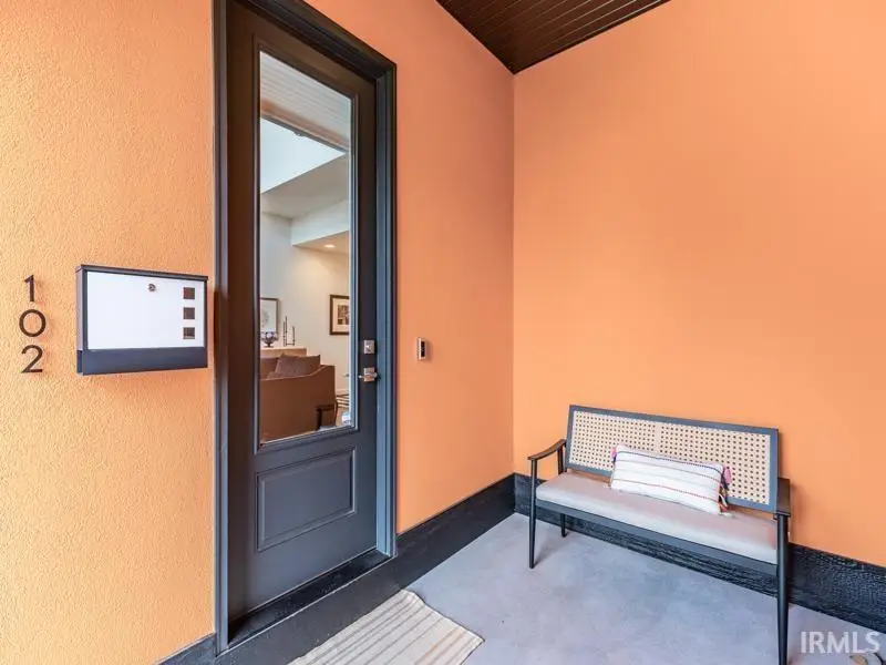 31 Jefferson Avenue #102, Evansville, IN 47713 - Image #2