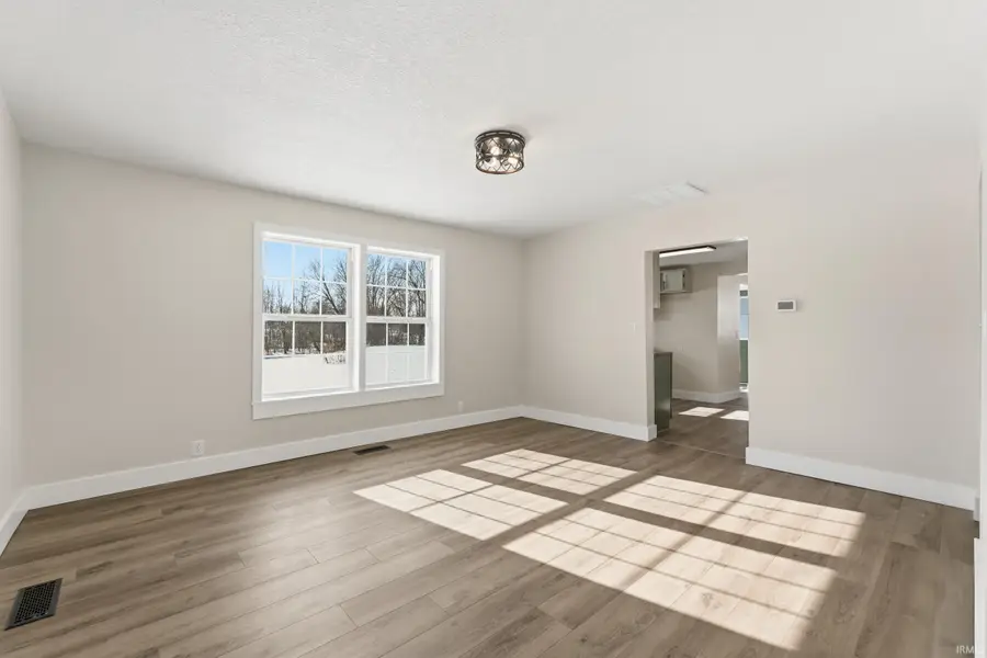 911 N Wayne Street, Warren, IN 46792 - Image #3