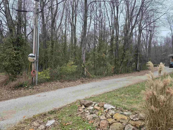 5200 N Lafayette Avenue, Evansville, IN 47711