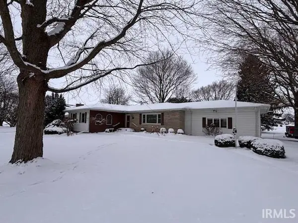 700 S Sharon Avenue, Fowler, IN 47944