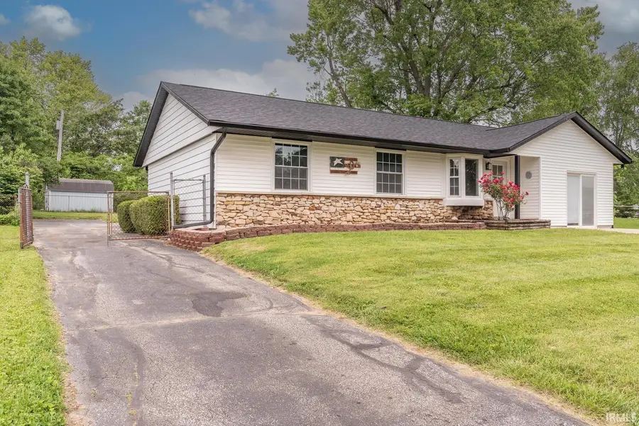 3212 S Fairington Drive, Bloomington, IN 47403 - Image #2