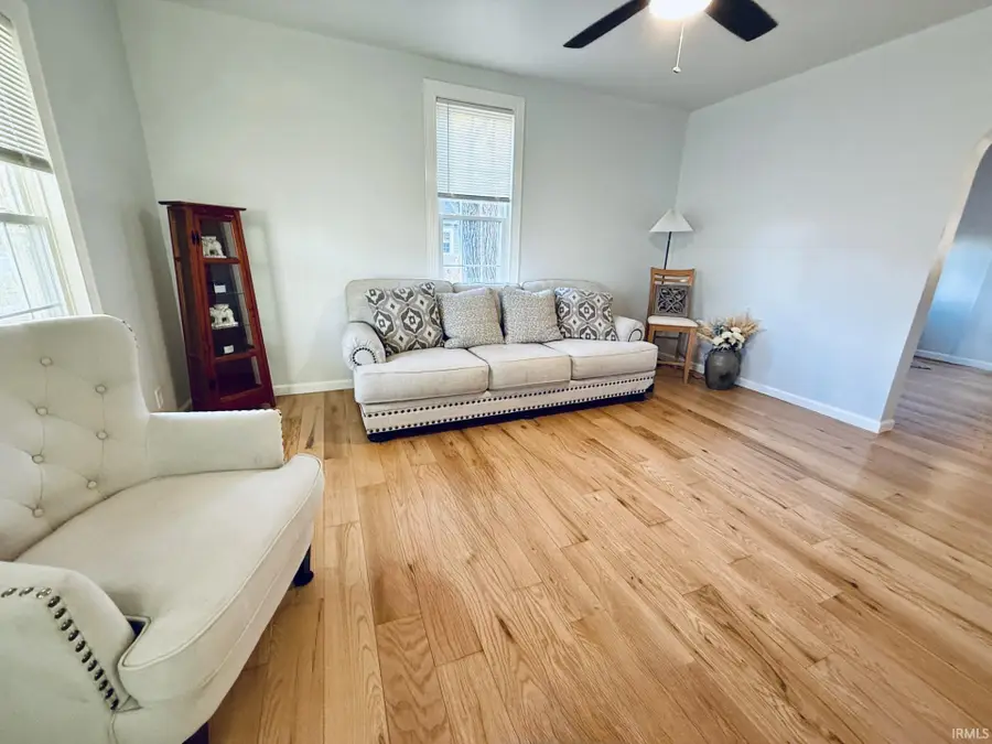 705 E 2nd Street, Reynolds, IN 47980 - Image #2