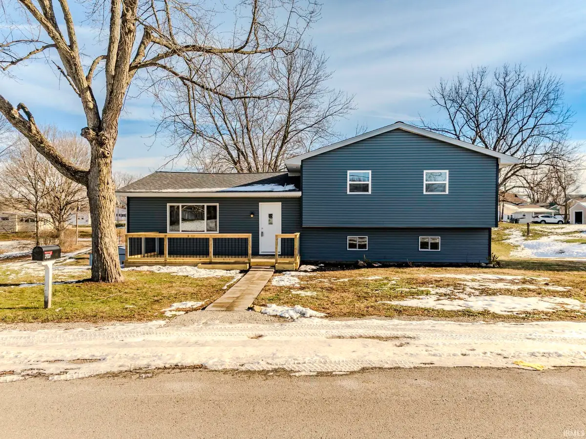 2420 S Plum Street, Yorktown, IN 47396 - Image #1