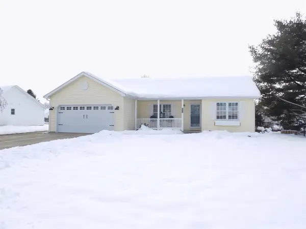 30814 Oakbrook Drive, Granger, IN 46530