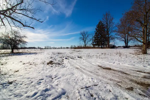 1340 E 1100 S, Fairmount, IN 46928