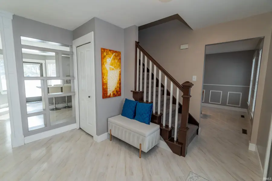 18843 Sample Court, Goshen, IN 46528 - Image #2