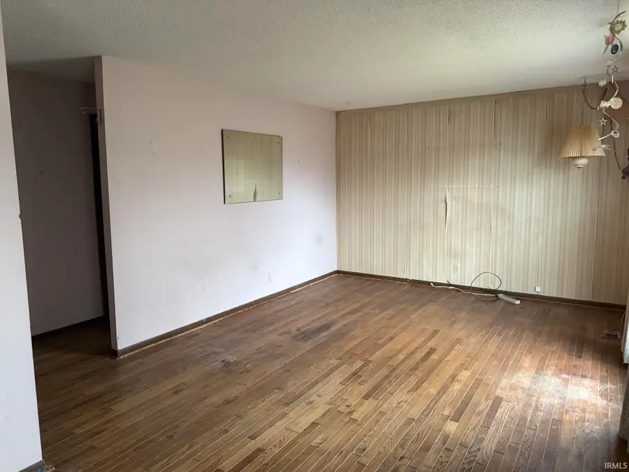 1313 Mayfair Drive, Boonville, IN 47601 - Image #2