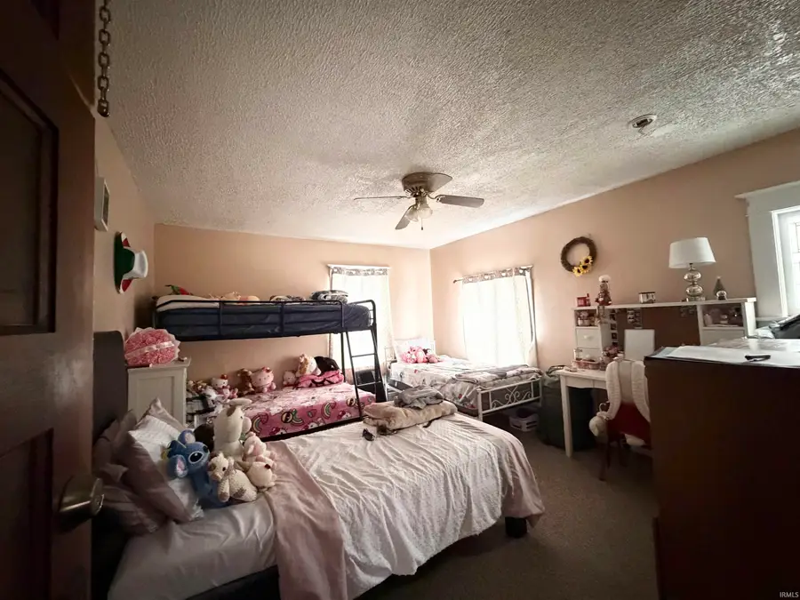 1126 Edwardsburg Avenue, Elkhart, IN 46516 - Image #2