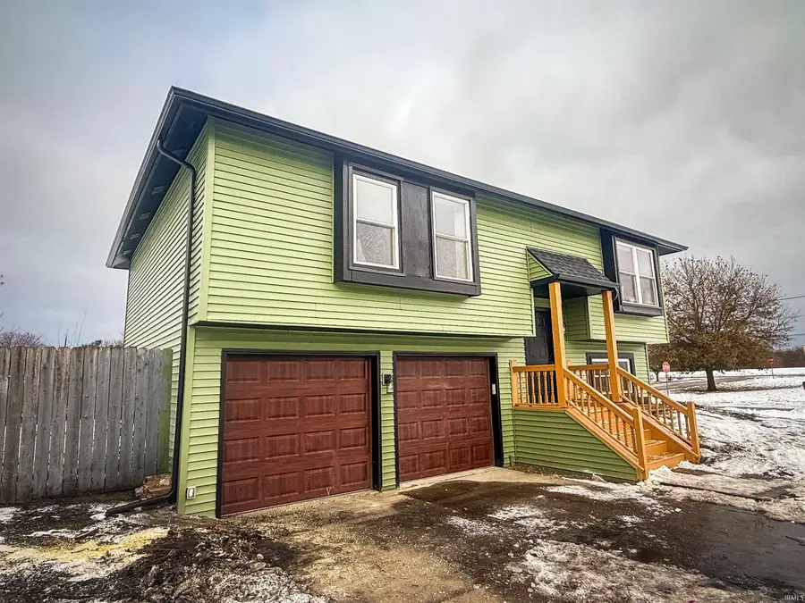 820 Lovechio Drive, Mishawaka, IN 46544 - Image #2