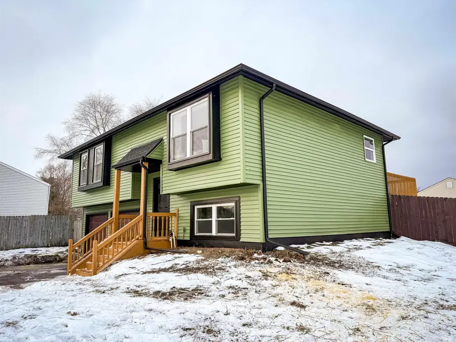 820 Lovechio Drive, Mishawaka, IN 46544 - Image #3