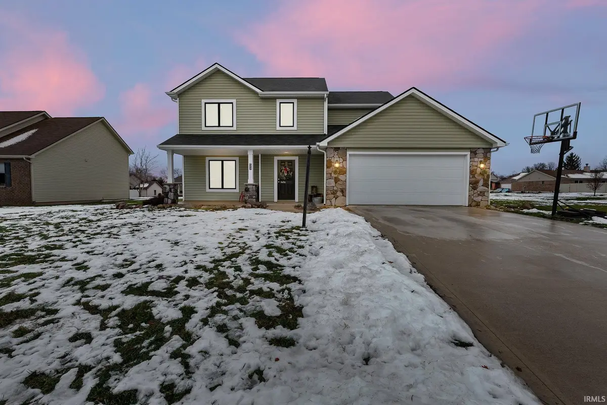 317 W Deer Trail, South Whitley, IN 46787 - Image #1