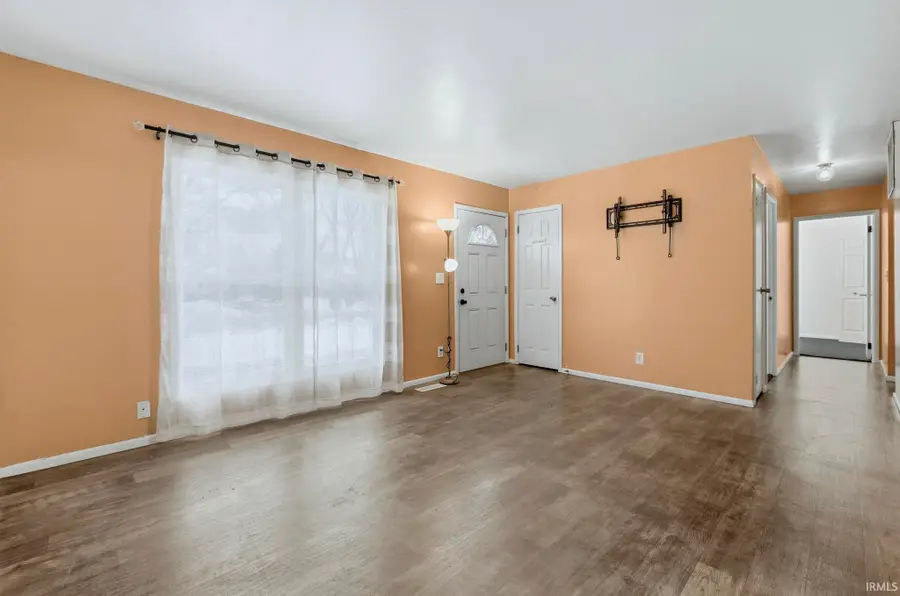 1827 Sharon Street, Warsaw, IN 46580 - Image #3