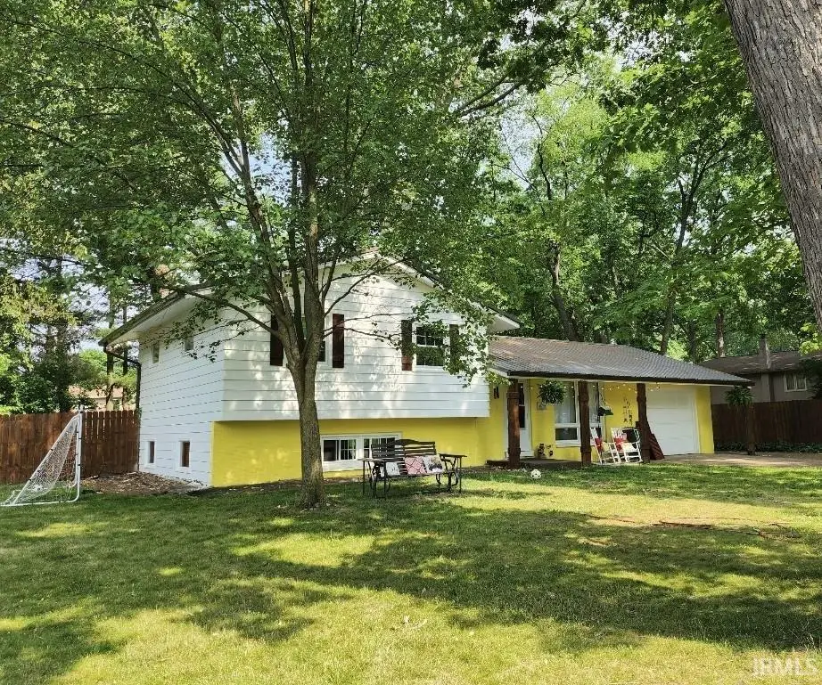 56858 Mark Manor Drive, Elkhart, IN 46516 - Image #1