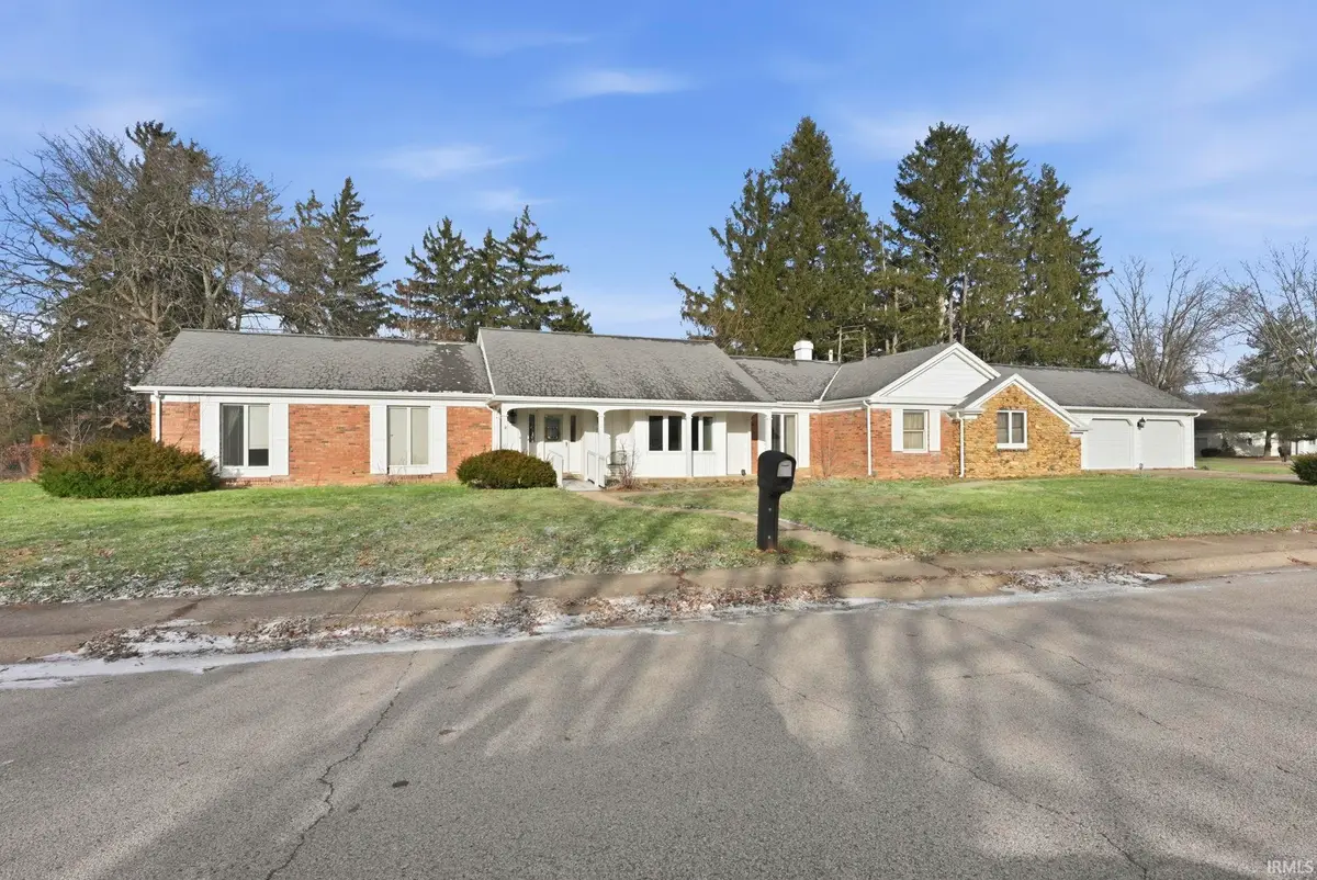 702 W Macalan Drive, Marion, IN 46952 - Image #1