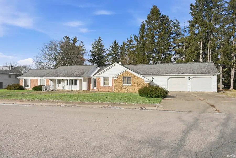 702 W Macalan Drive, Marion, IN 46952 - Image #2