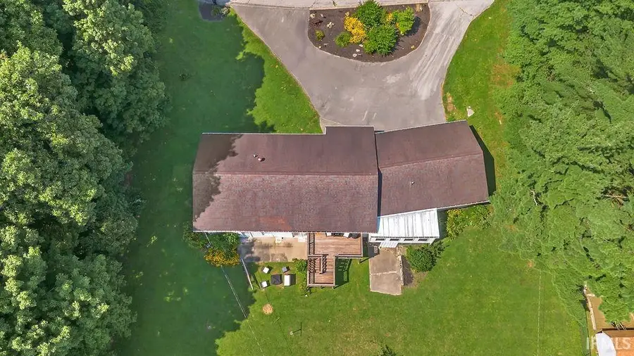 1744 Parkview Drive, Bedford, IN 47421 - Image #3