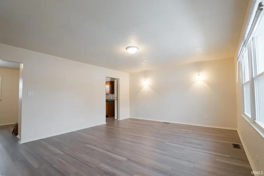 6914 Autumn View Drive, Fort Wayne, IN 46816 - Image #3