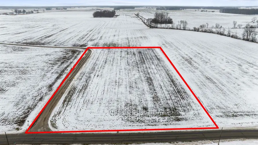 N 300 W, Wawaka, IN 46794 - Image #2