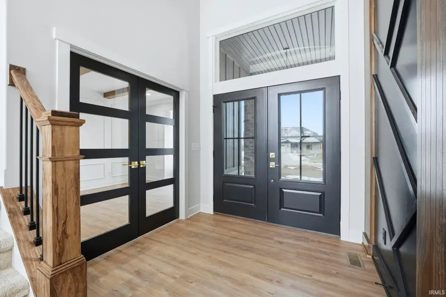 17727 Castlefeane Court, Leo, IN 46765 - Image #2