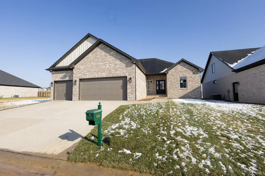 18801 Roscommon Road, Evansville, IN 47725 - Image #2