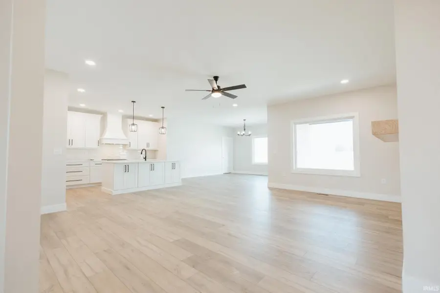 18801 Roscommon Road, Evansville, IN 47725 - Image #3