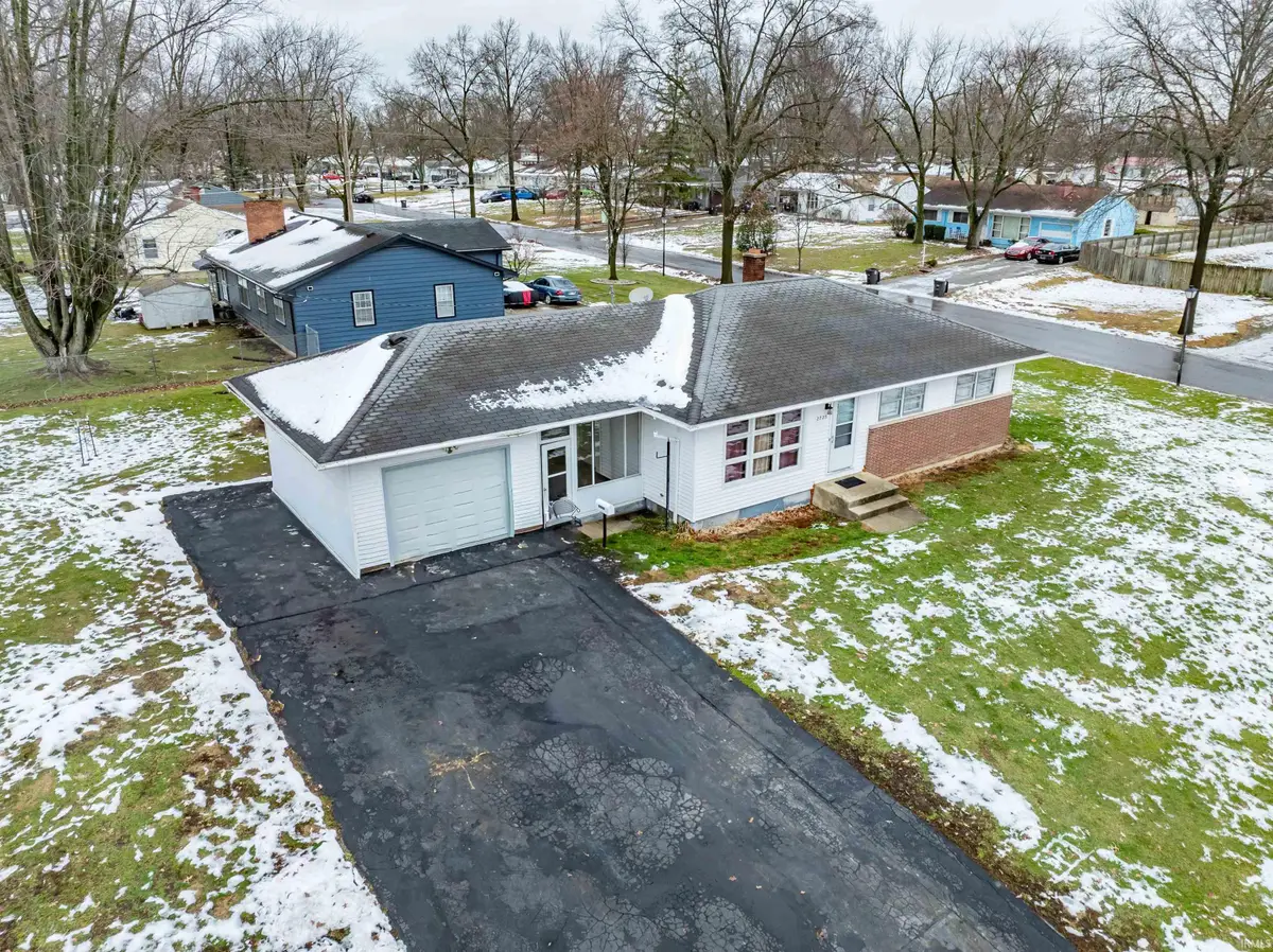 2725 Schaper Drive, Fort Wayne, IN 46806 - Image #1