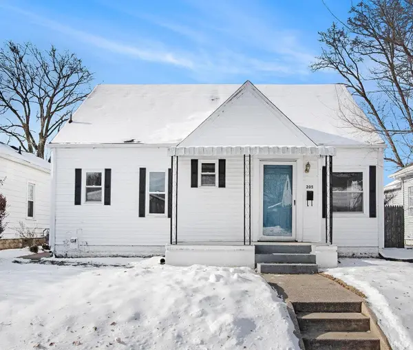 205 N Middleboro Avenue, Mishawaka, IN 46544