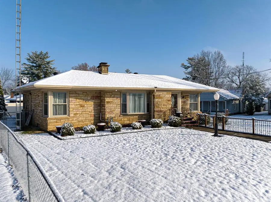 222 E Clark Street, Princeton, IN 47670 - Image #2