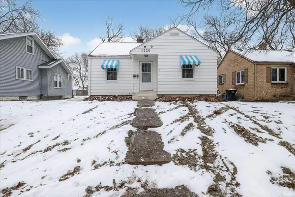 1226 S 30th Street, South Bend, IN 46615
