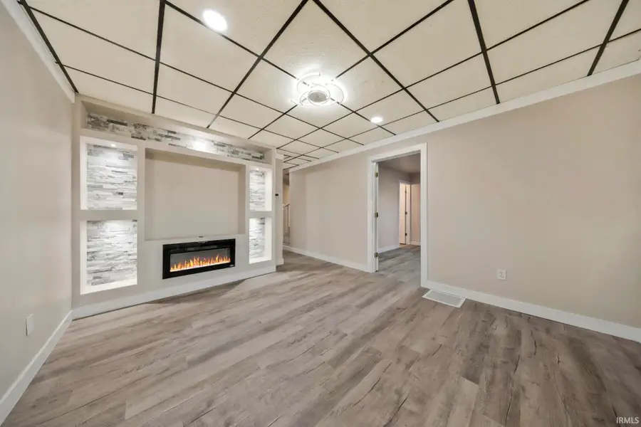 1903 S Kerth Avenue, Evansville, IN 47714 - Image #2