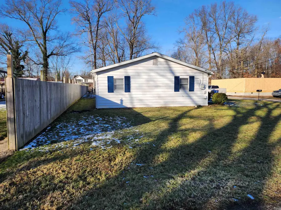 1330 W Crandall Street, Mitchell, IN 47446 - Image #2