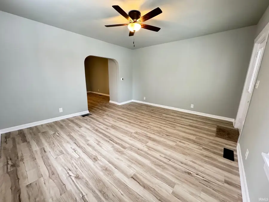 401 E Main Street, Peru, IN 46970 - Image #3