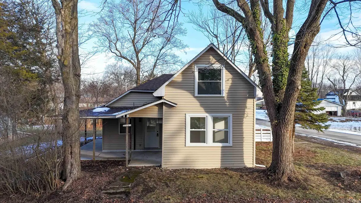 204 N Hendricks Street, Warren, IN 46792 - Image #1