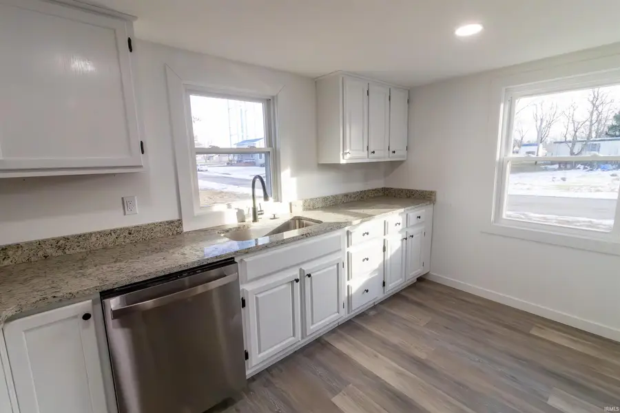 204 N Hendricks Street, Warren, IN 46792 - Image #3