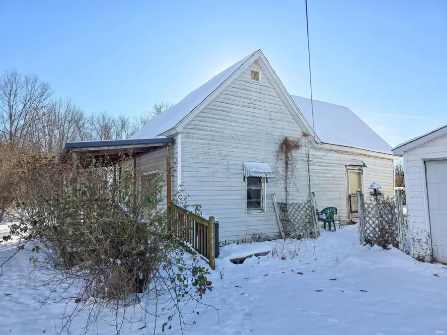 484 S Railroad Street, Jasonville, IN 47438 - Image #2