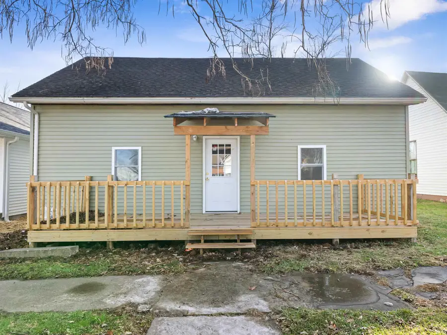 612 W Frank Street, Mitchell, IN 47446 - #2