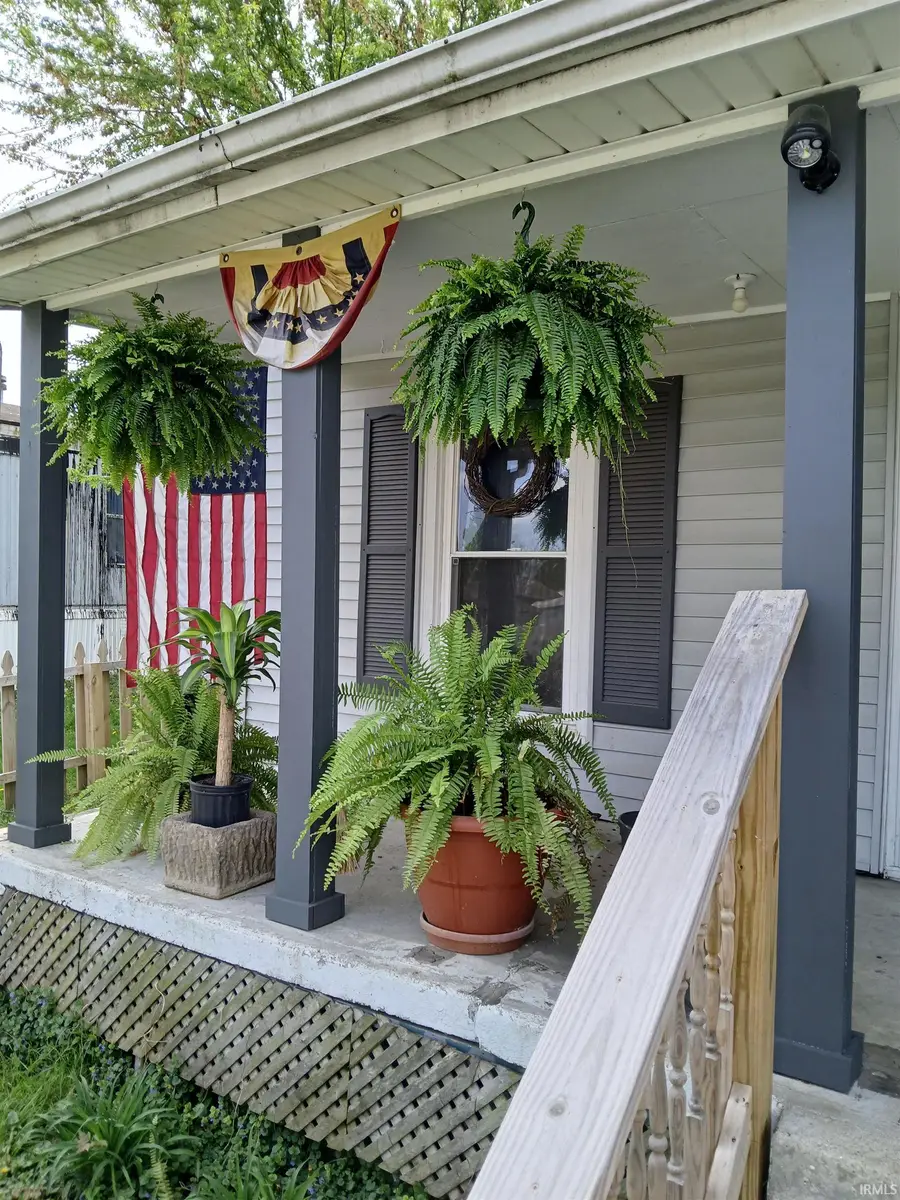 1010 W Warren Street, Mitchell, IN 47446 - Image #3