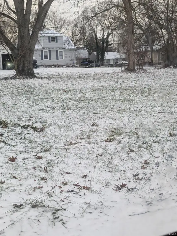 1337 N Olive Street, South Bend, IN 46628