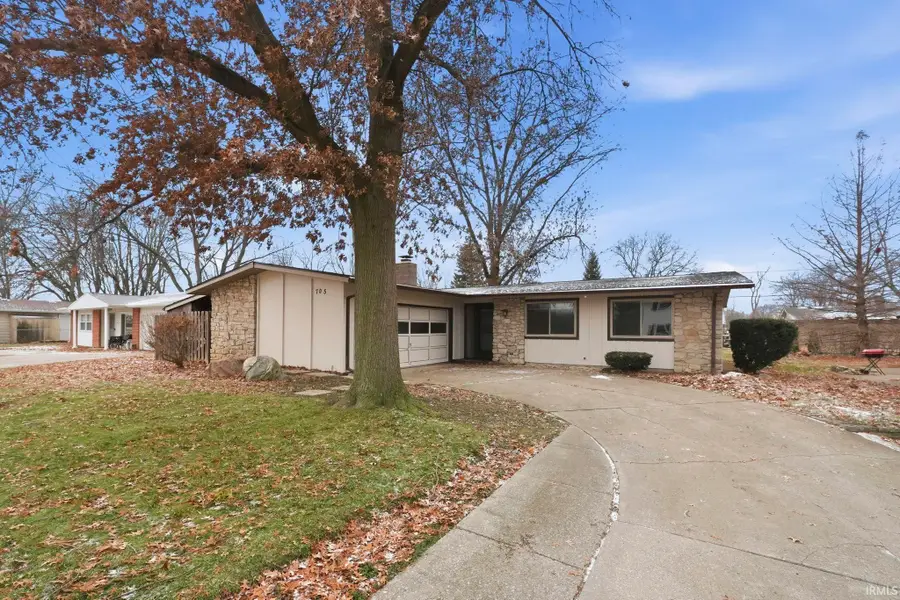 705 Caribe Boulevard, Fort Wayne, IN 46815 - Image #2