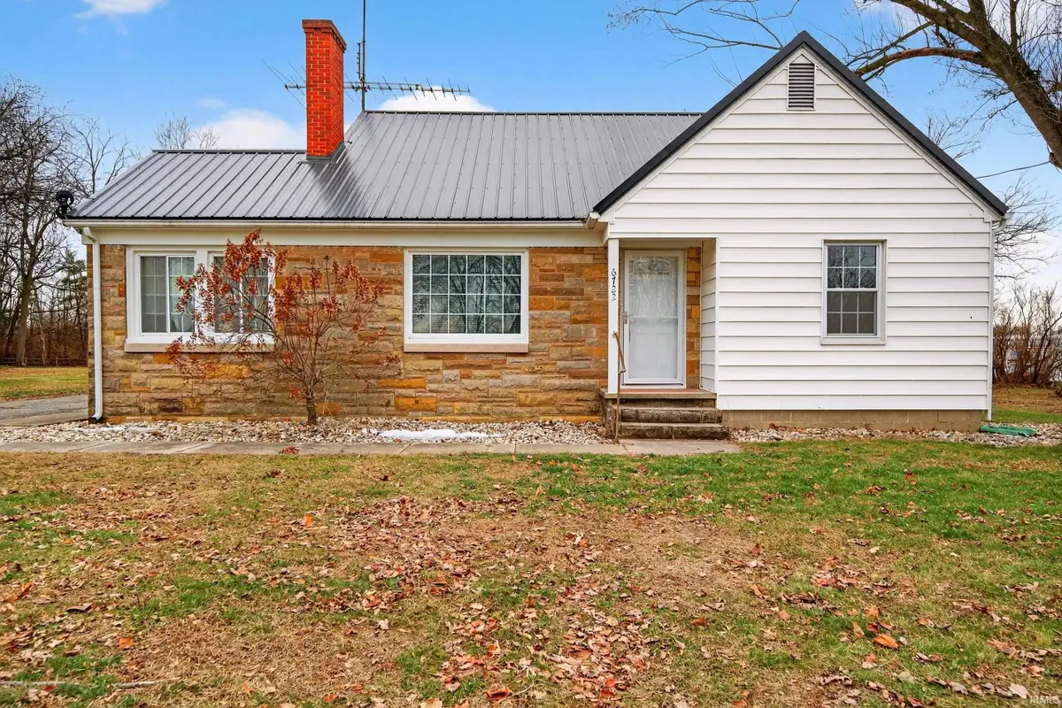 6722 N Jefferson Street, Twelve Mile, IN 46988 - Image #1