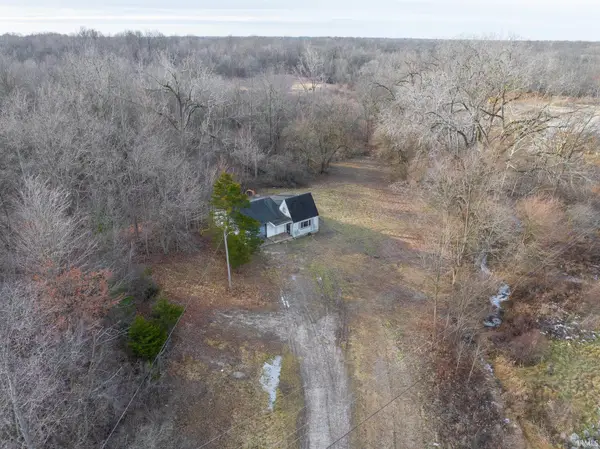 2806 E Montpelier Pike, Marion, IN 46952